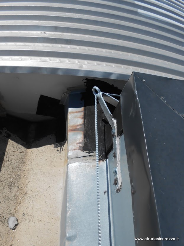 Galleria fotografica DISTANZIATORE ANGOLARE GPA1 PER LVO